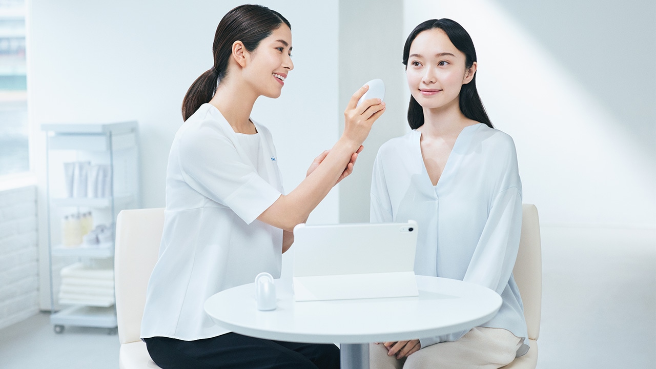 肌分析 + お悩み別ケアメニュー