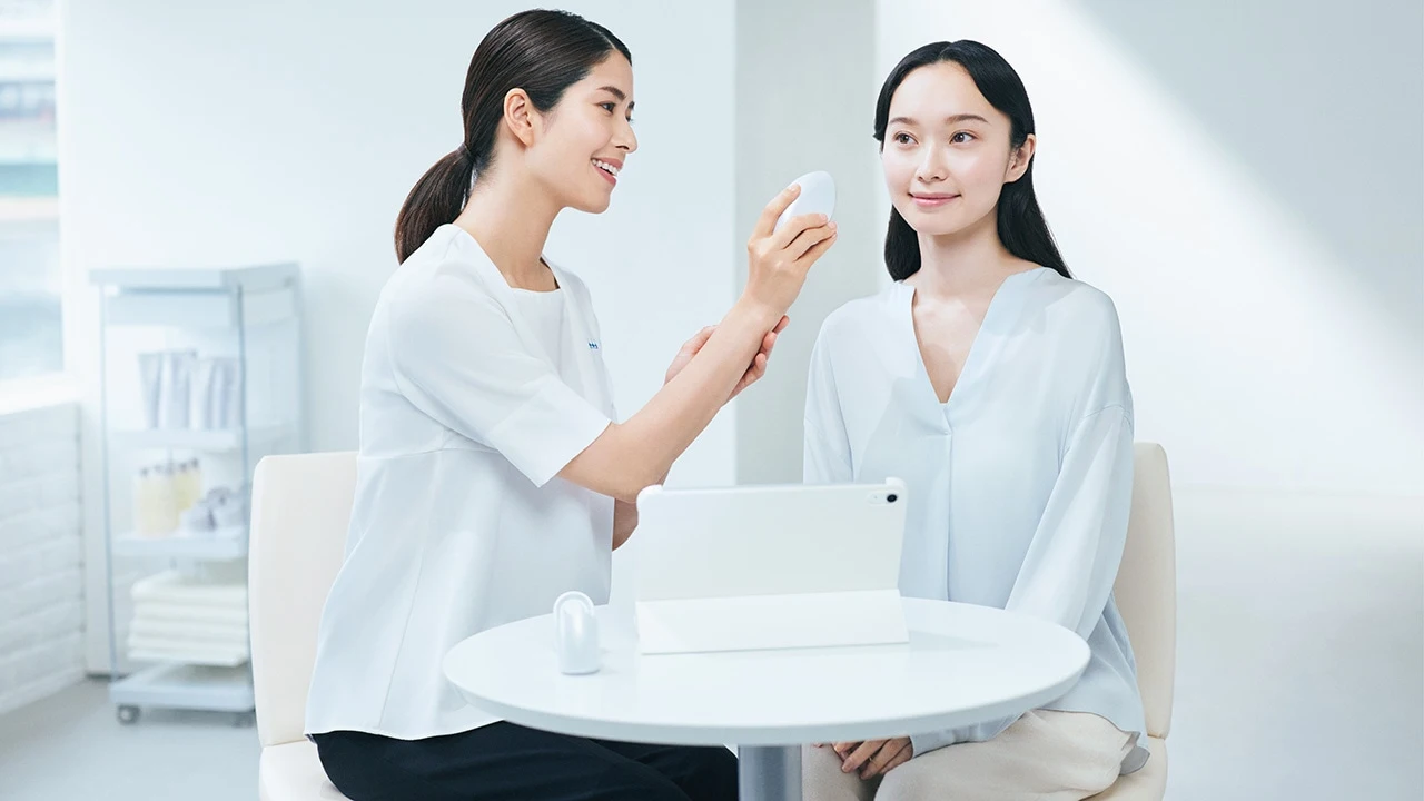 肌分析 + お悩み別ケアメニュー