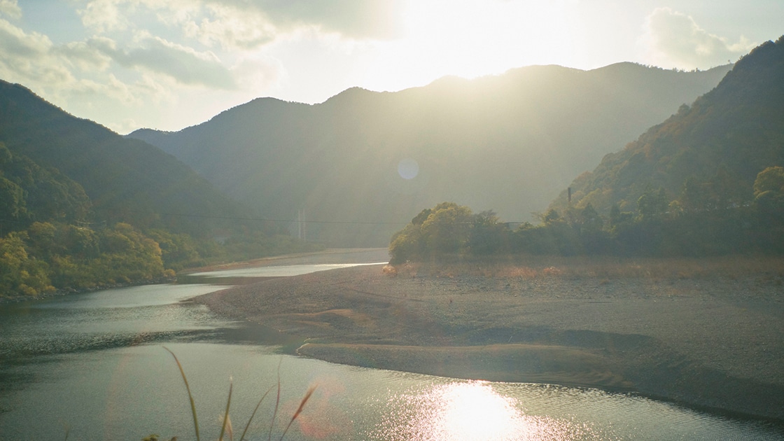 効率やスピードに代えてでも未来へ繋げたい。このブランドがある意味を。