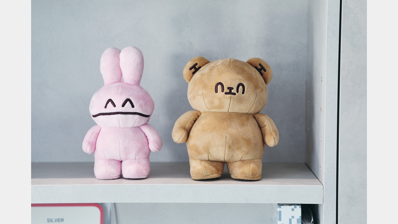 左がうさぎの「ハハハ」と右がくまの「エエエ」